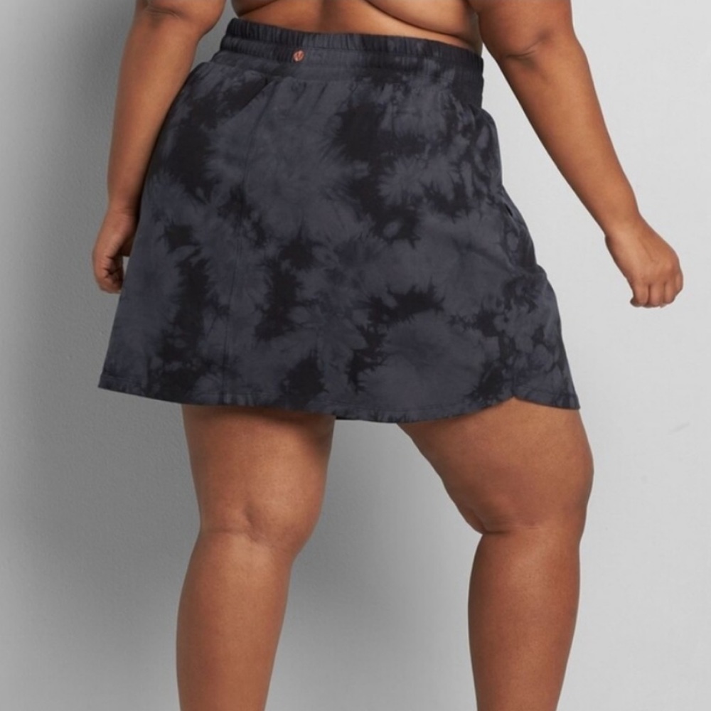LIVI Black Tie Dye Drawstring Waist Athletic Skort Size 22/28 - Picture 2 of 8